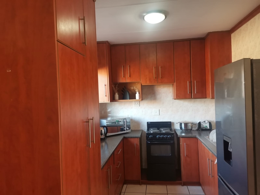 3 Bedroom Property for Sale in Langenhovenpark Free State